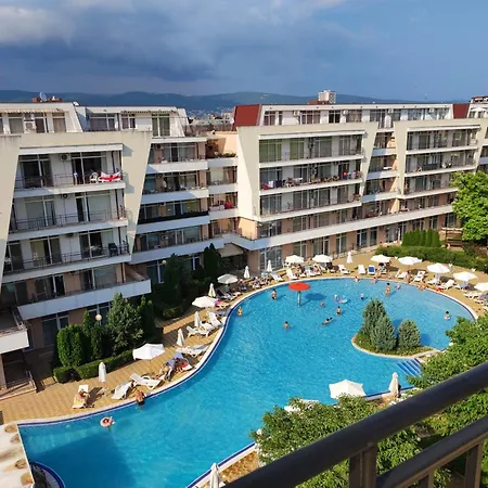 Luxury Penthouse With Outdoor Hot Tub And Panoramic Views Διαμέρισμα *