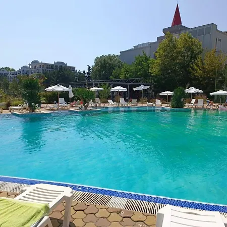 Penthouse 公寓 阳光海滩