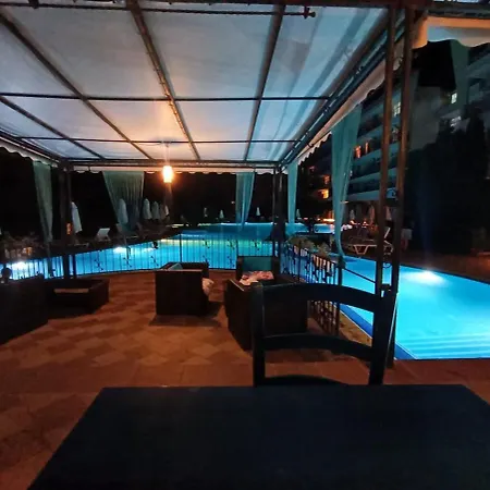 公寓 Penthouse *