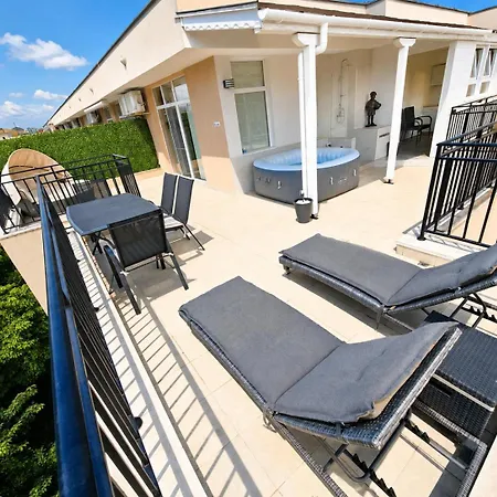 Διαμέρισμα Luxury Penthouse With Outdoor Hot Tub And Panoramic Views Σάνι Μπιτς