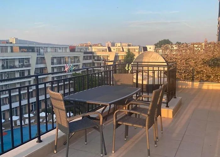 Penthouse * Sluneční pobřeží