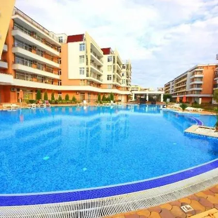 Penthouse Apartment *